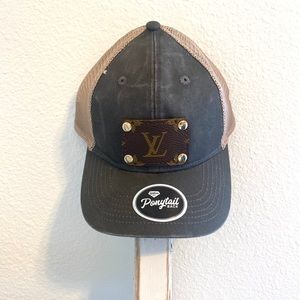 Louis Vuitton hat